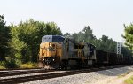 CSX 9031 leads train F007 towards the yard